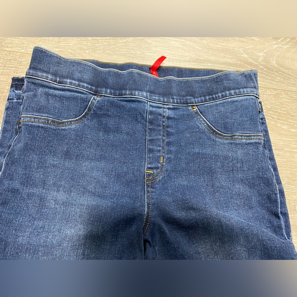 Spanx Jean-ish Ankle Leggings, Denim in very good condition - Picture 6 of 7